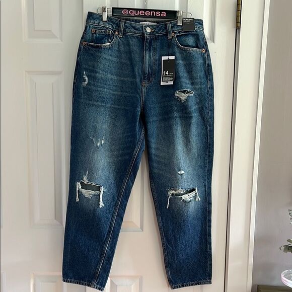 Primark Blue Relaxed Mom Jeans High Rise with Distressed Details - Picture 2 of 16